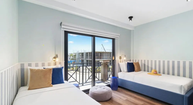 Bocobay Porta al Sole Condos, Varaa Hotelli Hotellit Palm Beach. pysäköinnillä, Pysäköinti
