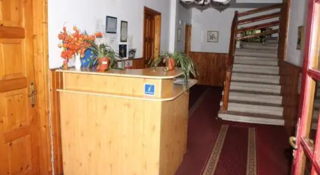 Pension Roni, Rezervovat Hotel Hotely v Prahova Valley s parkováním, Parkování