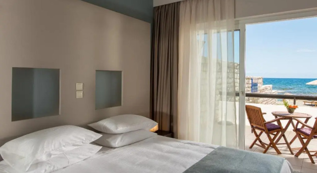 Семейный номер Standard seafront Corinna Mare