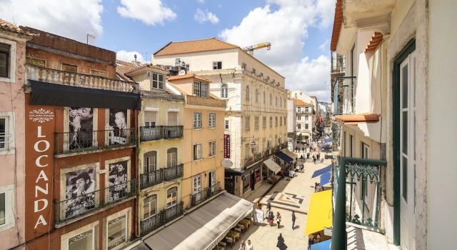 Lisbon's Heartbeat Your Premier Address