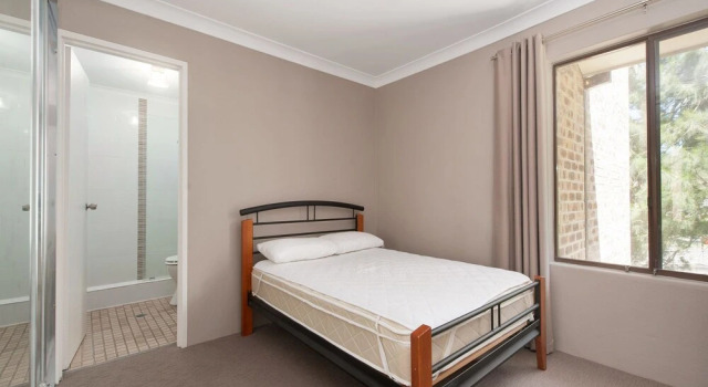 Nicholli, Bay Parklands, Unit 34/2 Gowrie Avenue