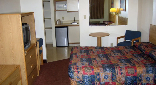 Spanish Trails Inn