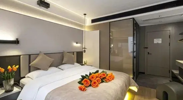 Тент Jiachen Hotel (Zhuzhou Railway Station Dahanyue Center)