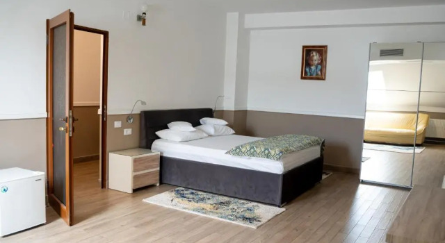 Апартаменты Hotel Mariko Inn