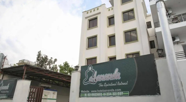 Hotel Aananda - Haridwar, Rezervovat Hotel Haridvár Uttarakhand