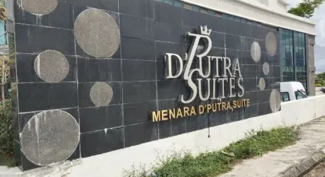 Malaysia Kulai D'Putra Suites Serviced Apartment, Varaa Huoneisto Hotellit Johor pysäköinnillä, Pysäköinti