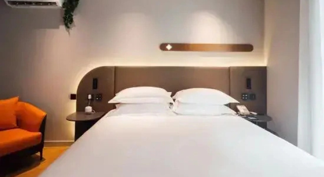 Люкс Deluxe Jinjiang Inn Yangzhou Yizhen North Daqing Road