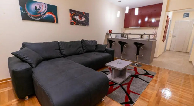 Burgundy Apartment, Buchen Sie Ferienwohnung Novi Beograd 