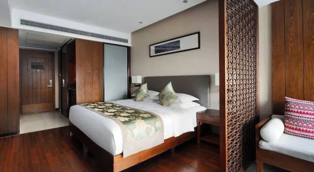 Zehe Hotel