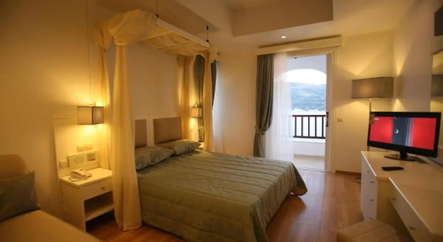 Mirini Hotel, Забронировать Отель Отели Самоса 3 звезды, рядом с Gagou Beach, 3*