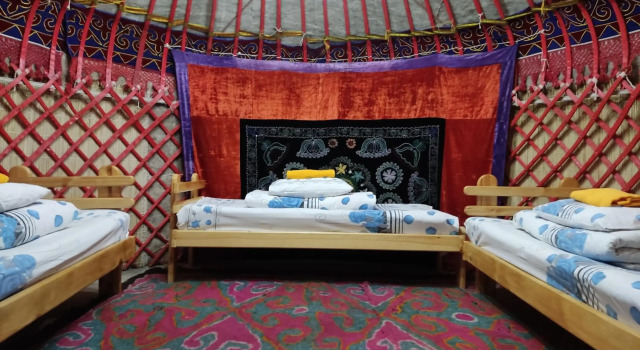 Karakol Yurt Lodge, Book Hotel Billige hoteller i Issyk-Kul Region