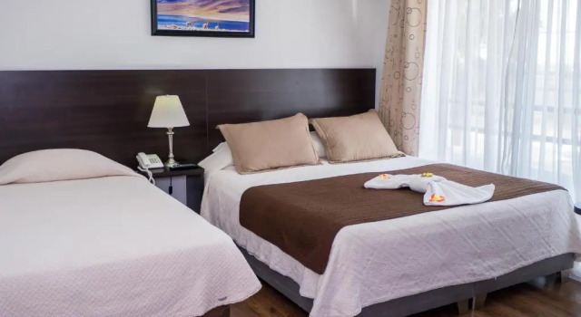 Трёхместный номер Standard Hotel & Spa Las Taguas