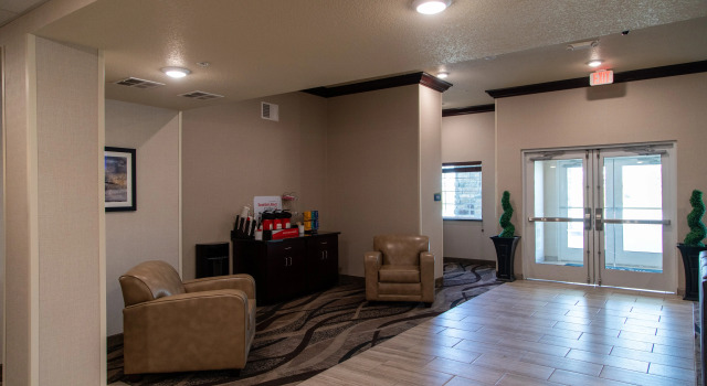 Cobblestone Inn & Suites - Springfield
