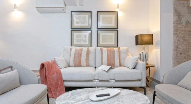 Коттедж Cozy 2BD Duplex in Seville Center Gran Poder
