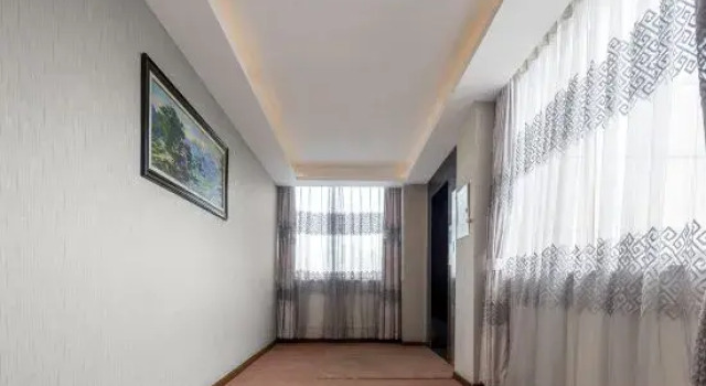 Chengzhong Blue Sky Hotel, Varaa Hotelli Hotellit Yibin aamiaisella, Aamiainen