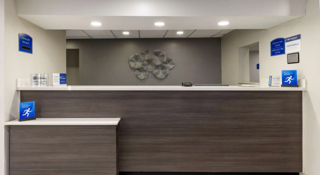 Best Western Heartland Inn, Buchen Sie Hotel Mattoon Illinois