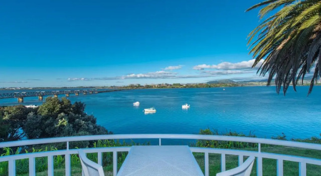 Двухместный люкс Executive с видом на воду The Tauranga on the Waterfront