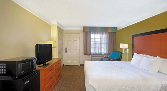 Двухместный люкс c 1 комнатой La Quinta Inn by Wyndham Killeen - Fort Hood