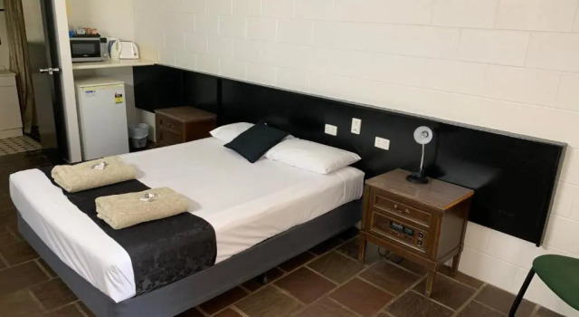 Central Motel