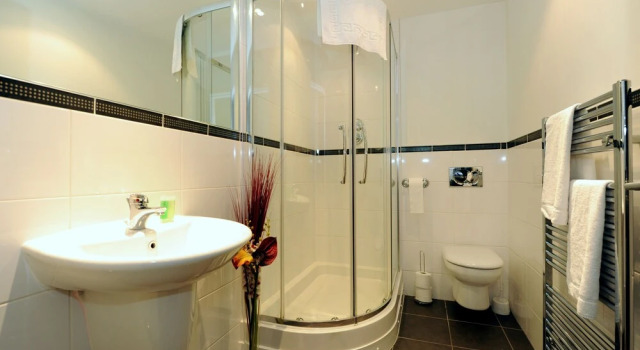 Студия Parkhill Apartments City Centre