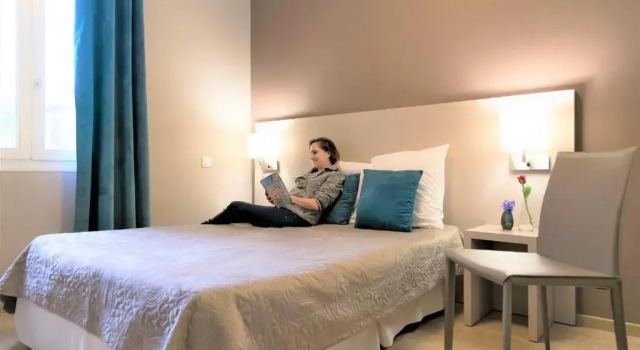 Supérieure double chambre Logis Hôtel & Restaurant Le Pardaillan