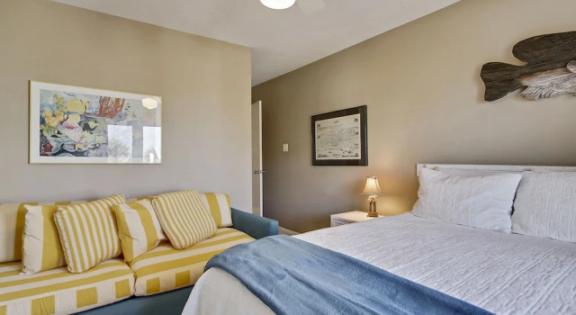 Indian Summer 3 Bedrooms 2 Bathrooms Home