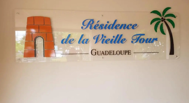 Студия Studio Les pieds dans l'eau