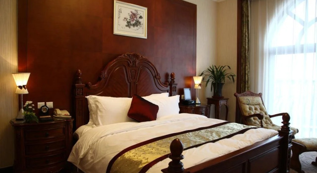 International Finance Conference, Book Hotel 5-stjernede hoteller i Liaoning, 5*