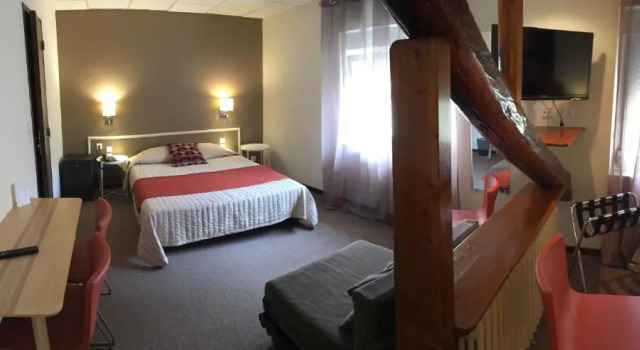 Четырёхместный номер Standard Hôtel du Nord