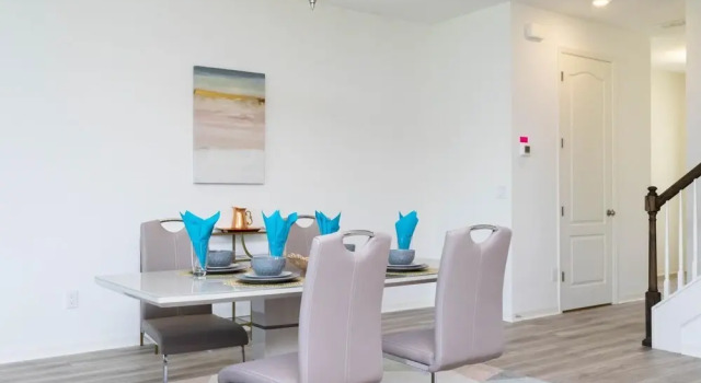 Stunning 4Bd Close to Disney Enclave at Festival 624, Buchen Sie Ferienwohnung Hotels in Four Corners mit Pool, Schwimmbad