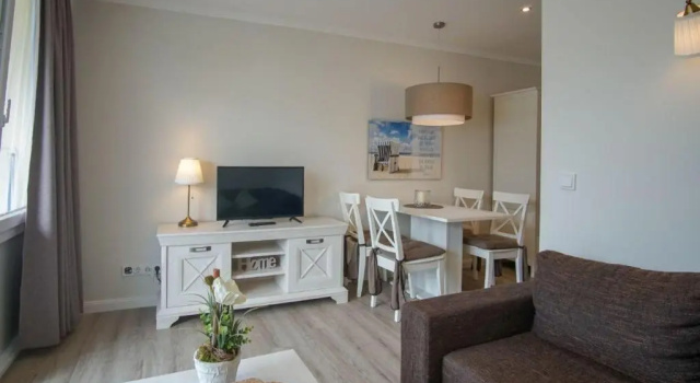Strandhotel-Heiligenhafen-Wohnung-207-Kaeptn-s-cabin-Typ-III, Забронировать Отель Хайлигенхафен земля Шлезвиг-Гольштейн