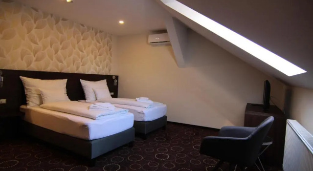 Четырёхместный номер Standard Vácz Hotel