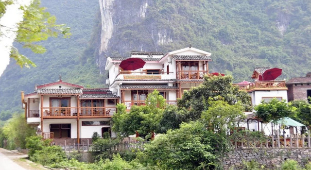 Yangshuo Phoenix Pagoda Fonglou Retreat, Prenota Hotel Yangshuo Guangxi