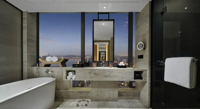 Номер Premium Hilton Zhuzhou