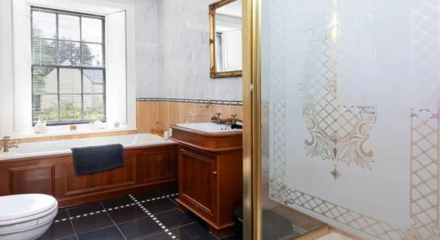 Коттедж Prospect House Elegant Georgian 4BR Home Durnham