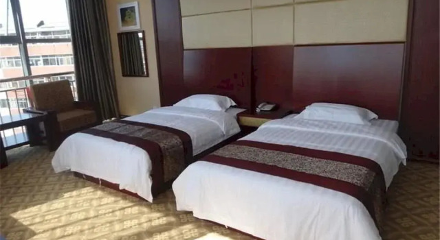Tian Yuan Holiday Hotel, Book Hotel Chengde Hebei