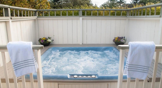 Garden Isle Guest Cottages Vacation Home, Book Guesthouse Coupeville Whidbey Island