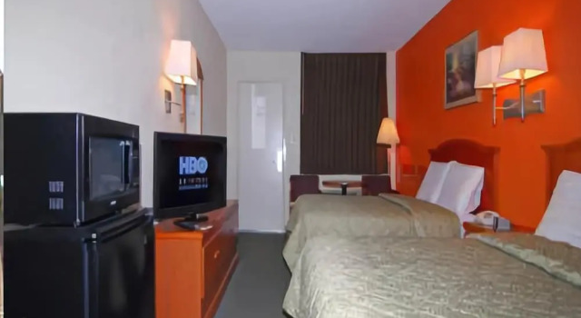 Budget Host Inn, Забронировать Отель Хендерсон Северная Каролина