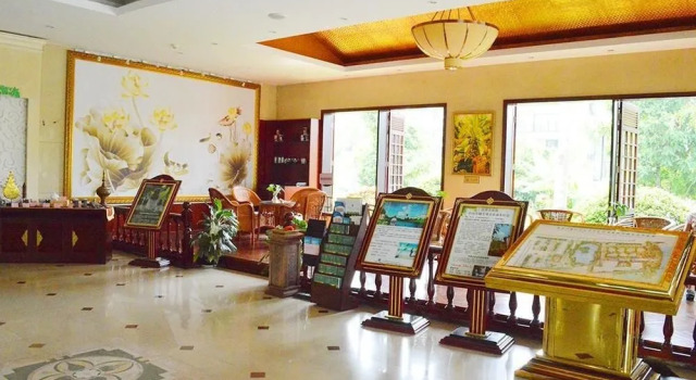 Xinglong Pearl Hot Spring Hotel, Book Hotel Hotels in Wanning with Parking, Parking