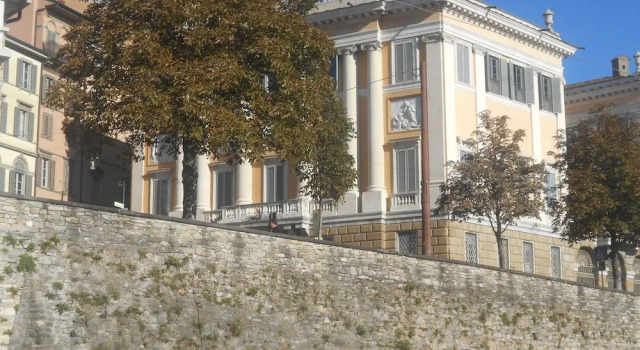 La Maison Des Artistes, Забронировать Отель Бергамо Bergamo Province
