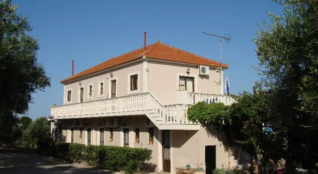 Villa Kapnisi
