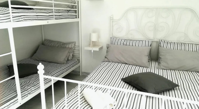 Luxury Holiday House, Забронировать Отель Рим Лацио, рядом с Вокзал Термини
