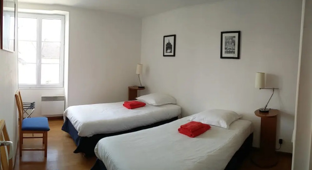 Les Fontaines 3P, Rezerwuj Hotel Versigny 