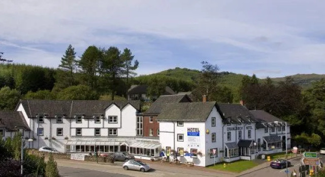 Kirkton Farmhouse Crianlarich, Забронировать Отель Отели Центральной Шотландии с парковкой, Парковка