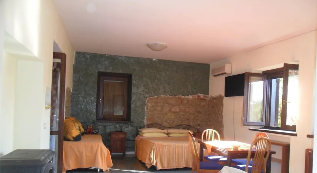 Номер Standard B&B Home Holiday Villa delle Acacie agriturismo