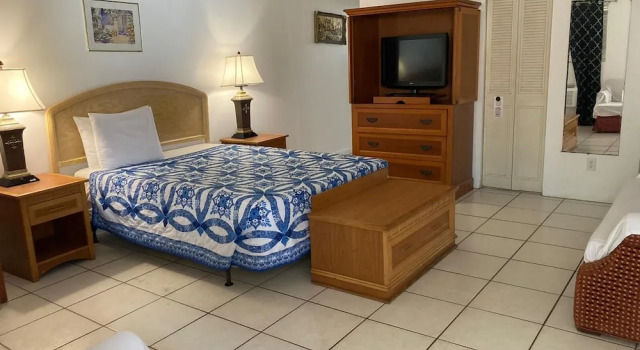 Richard's Motel Studio