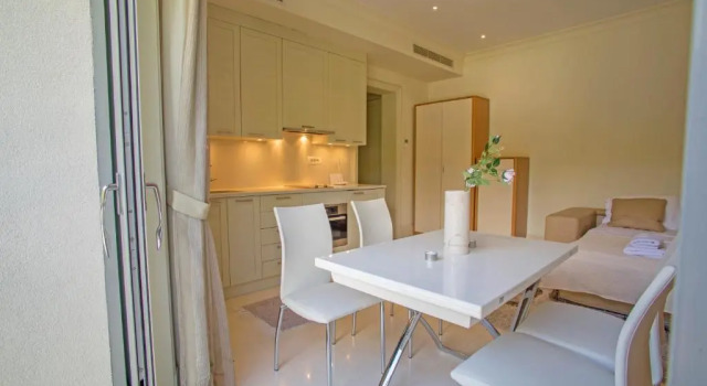 Porto Montenegro Zeta 102 - Cozy Studio, Забронировать Отель Отели Тиват с бассейном, рядом с Пляж Вайкики, Бассейн