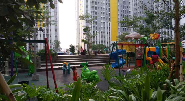 2BR Best Price Apartment at Springlake Summarecon By Travelio