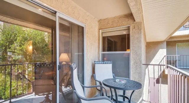 Апартаменты 1 Mi to Beach: Lake Havasu City Condo w/ Balcony