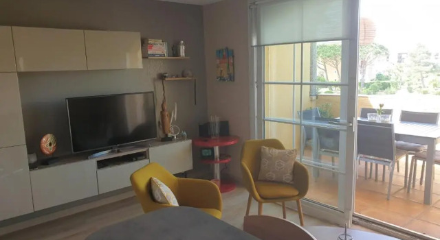 Superbe appartement 2 chambres piscine et plage, Забронировать Апартаменты/квартира Гассен Порт-Гримо